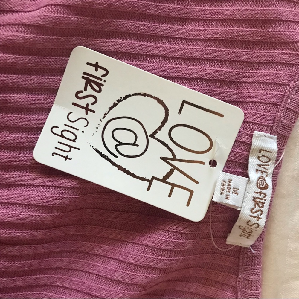 🆕 | 💕 Pink Ribbed Romper - Picture 5 of 7